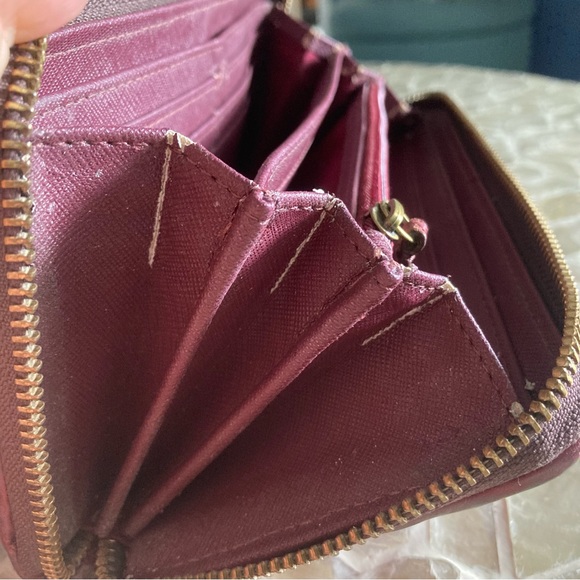 Fossil Aztec leather accordion zip around wallet in burgundy - Picture 8 of 11